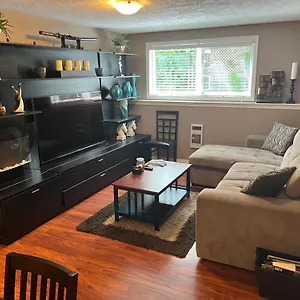 Cozy And Modern 3 Bedroom In Location! Hébergement de vacances