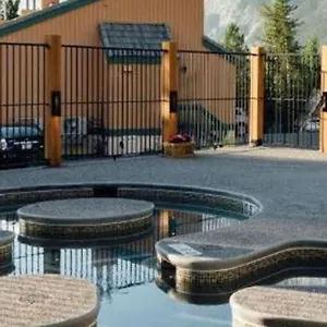 *** Hotel Douglas Fir & Kanada