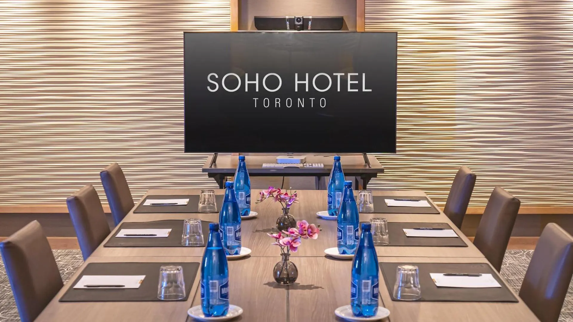 Soho Hotel Toronto 4*,  Kanada